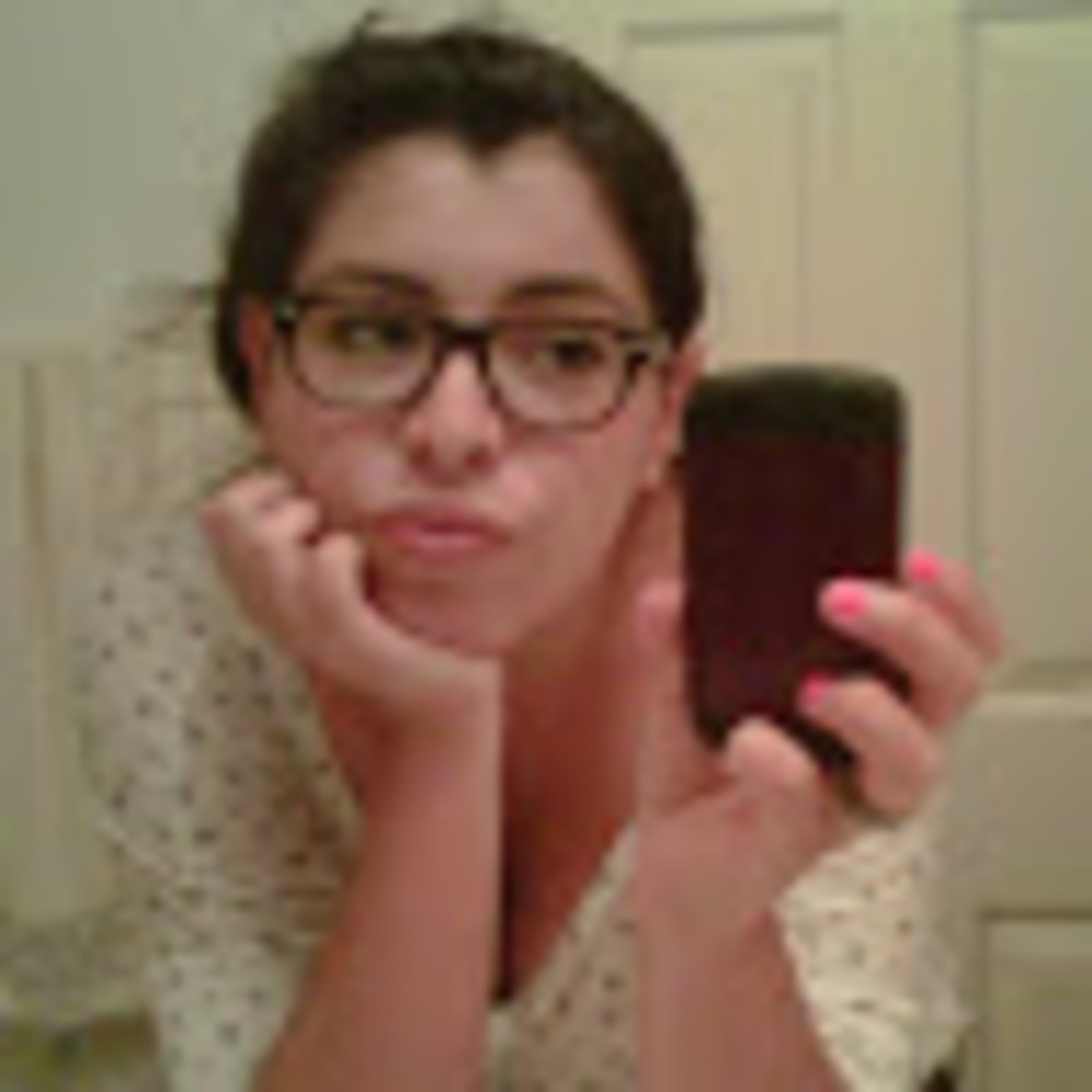 Meet your Posher, Valeria